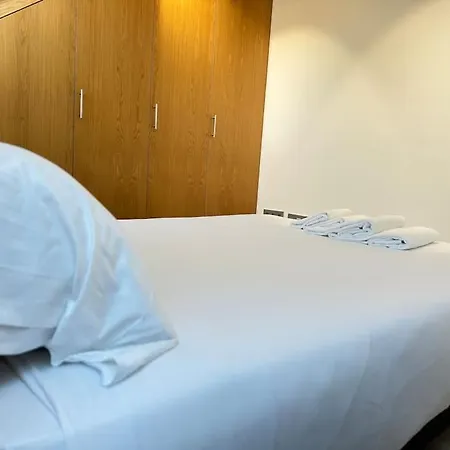 Ybh Ecuador 4, 5 * Vigo